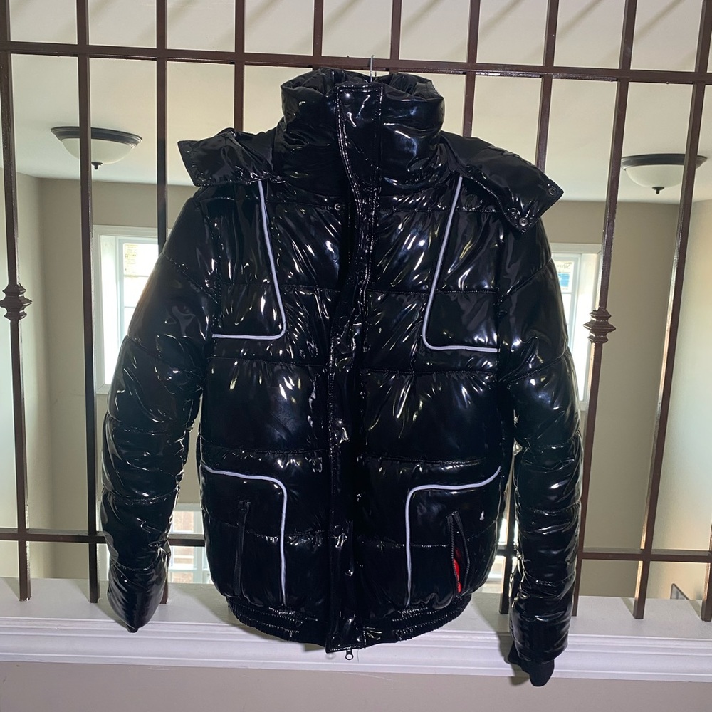 Milano Di Rouge Patent Puffer